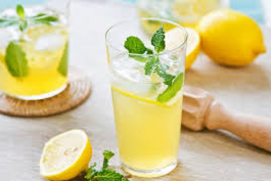 عصير الليمون المركز (دون طهي)