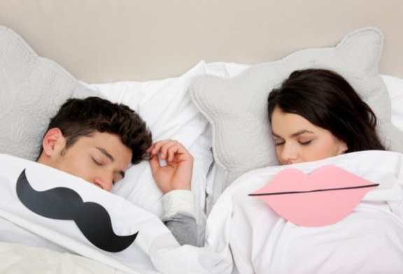 من يحتاج لعدد ساعات نوم أكبر الرجال أم النساء؟